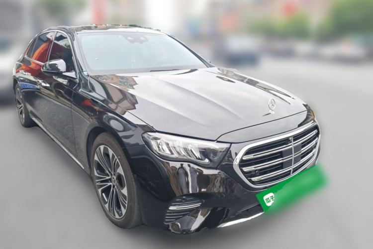 Used Mercedes-Benz E-Class New Energy 2024 E 350 e L Plug-in Hybrid Sedan Front Right 45 Deg