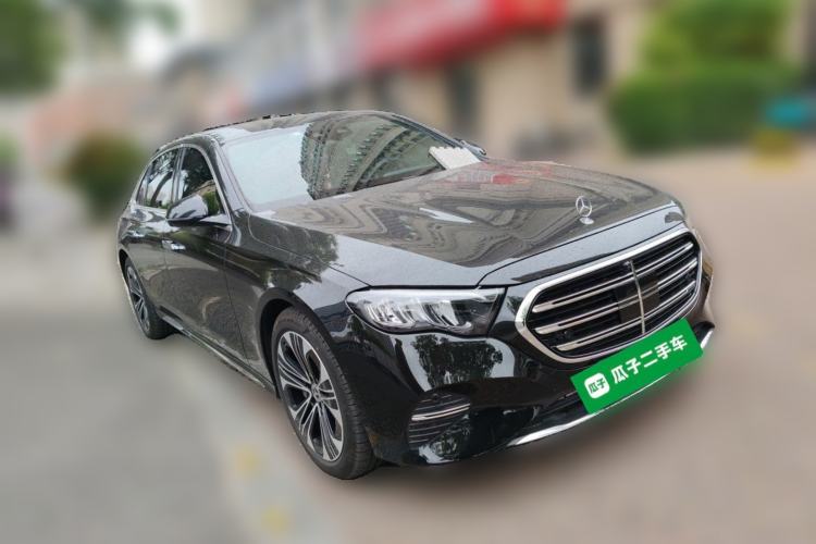 Used Mercedes-Benz E-Class New Energy 2024 E 350 e L Plug-in Hybrid Sedan Front Right 45 Deg