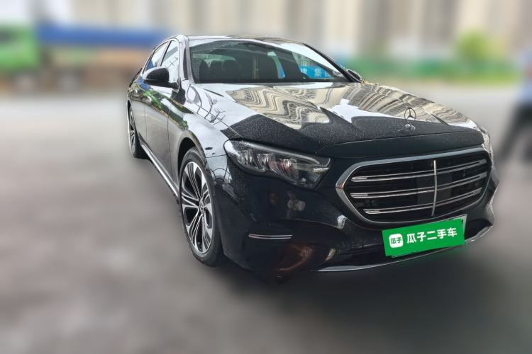 Used Mercedes-Benz E-Class New Energy 2024 E 350 e L Plug-in Hybrid Sports Sedan Front Right 45 Deg