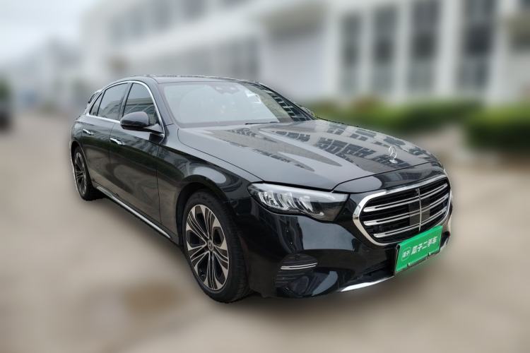 Used Mercedes-Benz E-Class New Energy 2024 E 350 e L Plug-in Hybrid Sedan Front Right 45 Deg