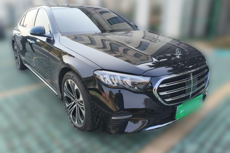 Used Mercedes-Benz E-Class New Energy 2024 E 350 e L Plug-in Hybrid Sedan Front Right 45 Deg