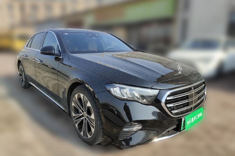 Used Mercedes-Benz E-Class New Energy 2024 E 350 e L Plug-in Hybrid Sedan Front Right 45 Deg