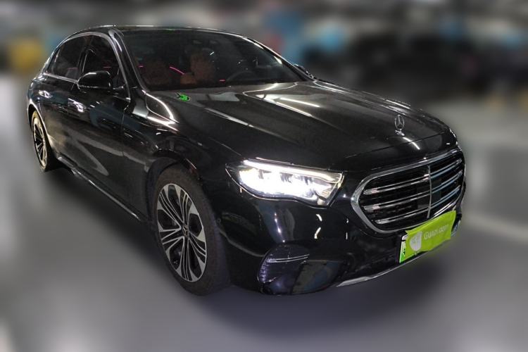 Used Mercedes-Benz E-Class New Energy 2024 E 350 e L Plug-in Hybrid Sedan Front Right 45 Deg