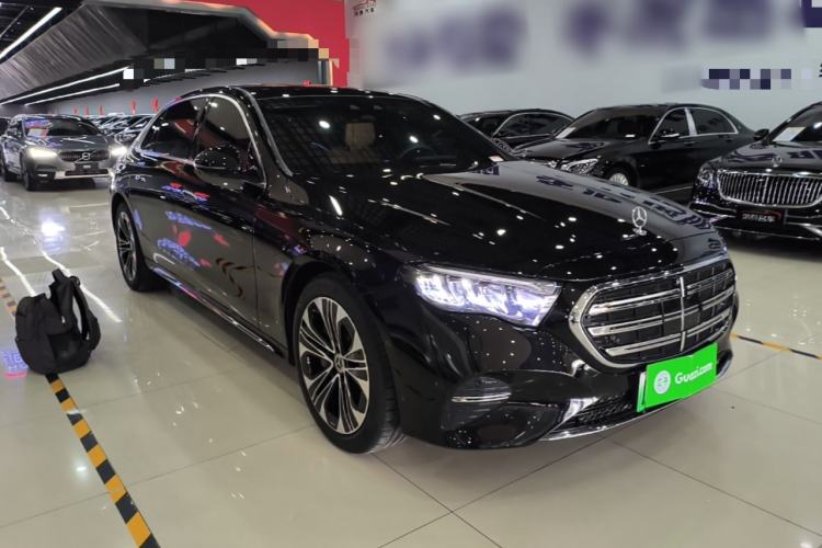 Used Mercedes-Benz E-Class New Energy 2024 E 350 e L Plug-in Hybrid Sedan Front Right 45 Deg