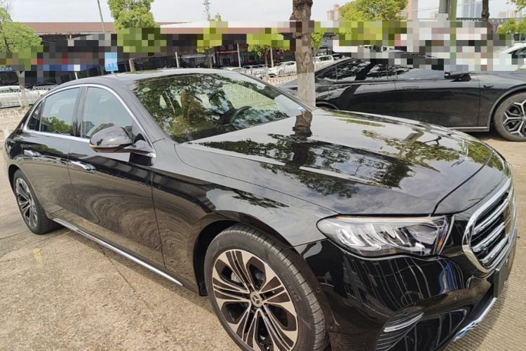 Used Mercedes-Benz E-Class New Energy 2024 E 350 e L Plug-in Hybrid Sedan Front Right 45 Deg