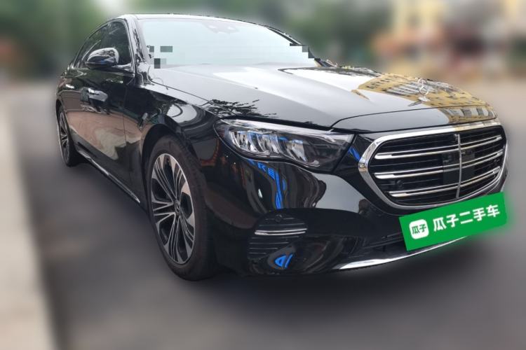 Used Mercedes-Benz E-Class New Energy 2024 E 350 e L Plug-in Hybrid Sedan Front Right 45 Deg