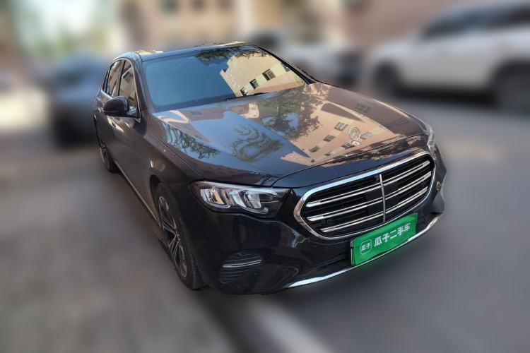 Used Mercedes-Benz E-Class New Energy 2024 E 350 e L Plug-in Hybrid Sedan Front Right 45 Deg