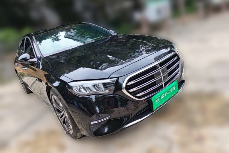 Used Mercedes-Benz E-Class New Energy 2024 E 350 e L Plug-in Hybrid Sedan Front Right 45 Deg