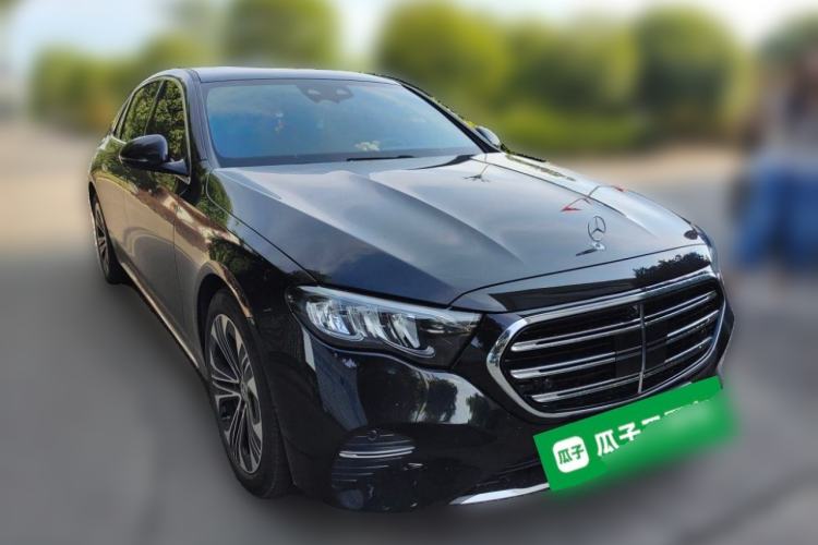 Used Mercedes-Benz E-Class New Energy 2024 E 350 e L Plug-in Hybrid Sedan Front Right 45 Deg