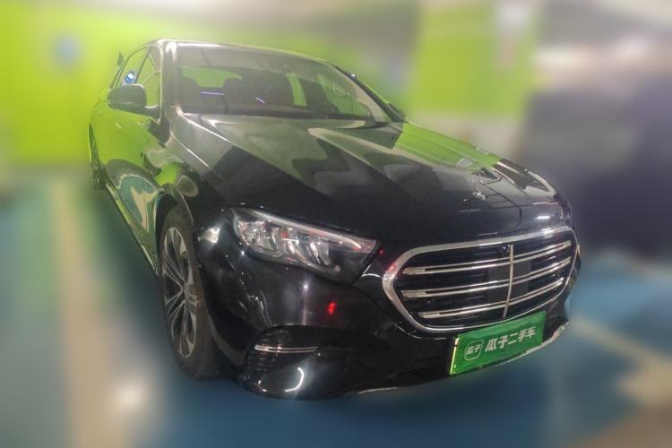 Used Mercedes-Benz E-Class New Energy 2024 E 350 e L Plug-in Hybrid Sedan Front Right 45 Deg