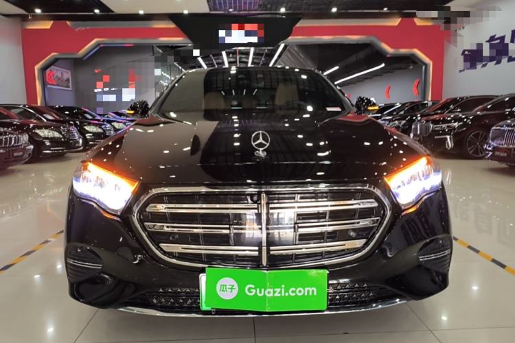 Used Mercedes-Benz E-Class New Energy 2024 E 350 e L Plug-in Hybrid Sedan Front