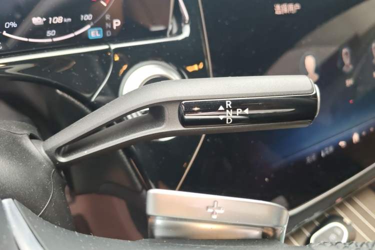 Used Mercedes-Benz E-Class New Energy 2024 E 350 e L Plug-in Hybrid Sedan Gear Lever