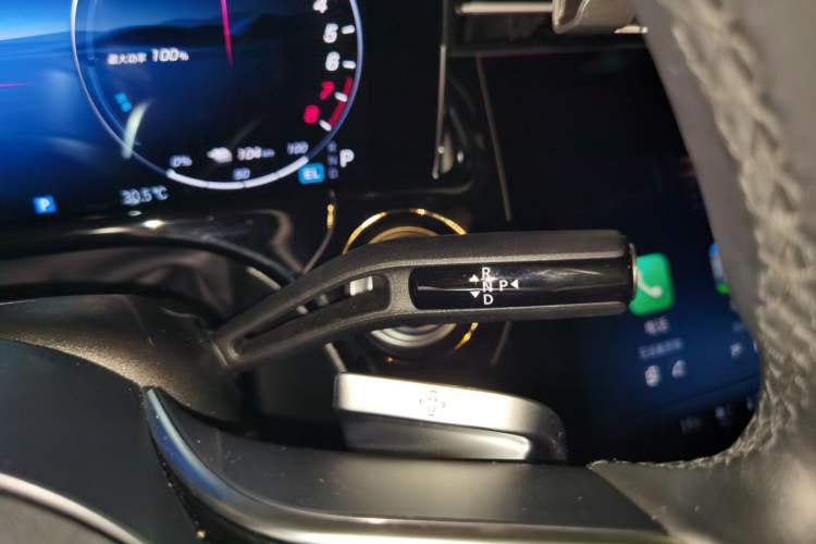 Used Mercedes-Benz E-Class New Energy 2024 E 350 e L Plug-in Hybrid Sedan Gear Lever