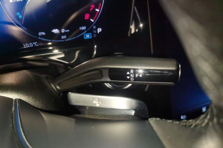 Used Mercedes-Benz E-Class New Energy 2024 E 350 e L Plug-in Hybrid Sedan Gear Lever