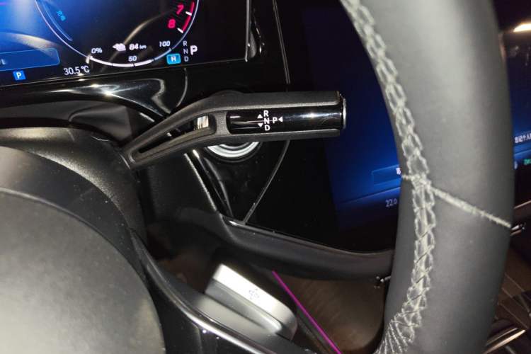 Used Mercedes-Benz E-Class New Energy 2024 E 350 e L Plug-in Hybrid Sedan Gear Lever