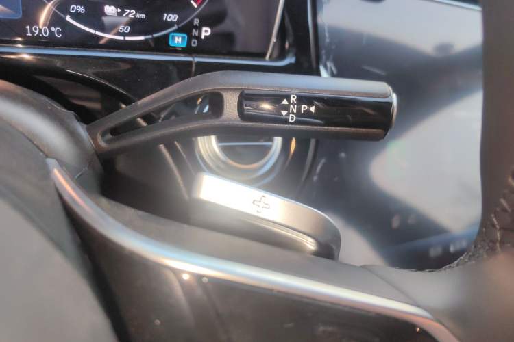 Used Mercedes-Benz E-Class New Energy 2024 E 350 e L Plug-in Hybrid Sedan Gear Lever