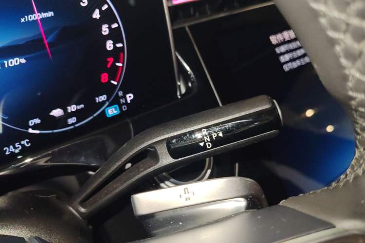 Used Mercedes-Benz E-Class New Energy 2024 E 350 e L Plug-in Hybrid Sedan Gear Lever