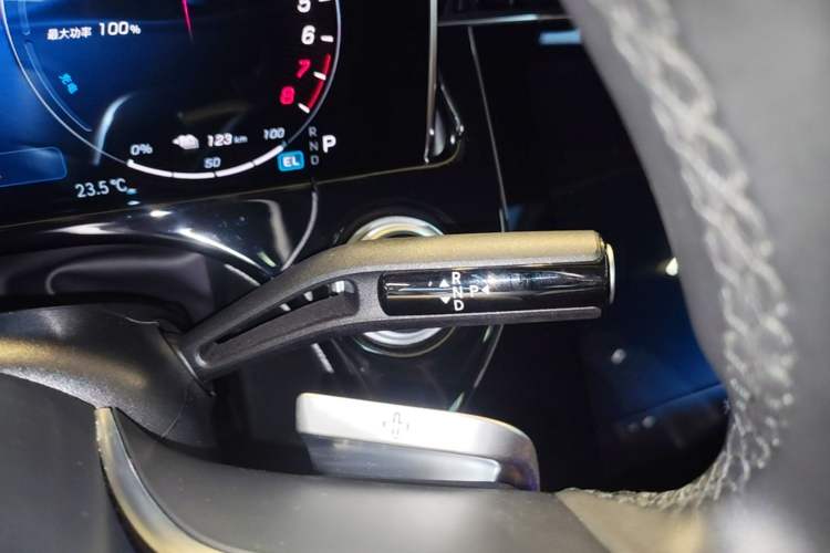Used Mercedes-Benz E-Class New Energy 2024 E 350 e L Plug-in Hybrid Sedan Gear Lever