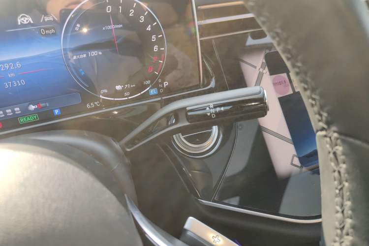 Used Mercedes-Benz E-Class New Energy 2024 E 350 e L Plug-in Hybrid Sedan Gear Lever