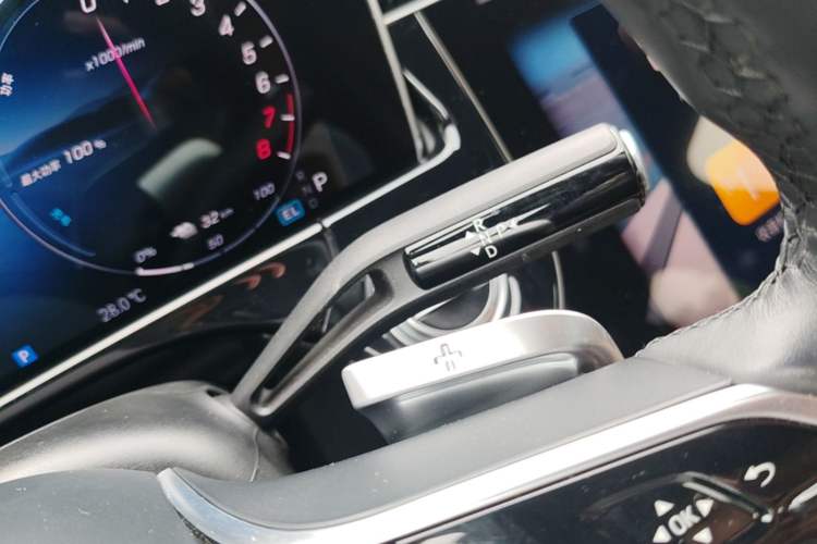 Used Mercedes-Benz E-Class New Energy 2024 E 350 e L Plug-in Hybrid Sedan Gear Lever