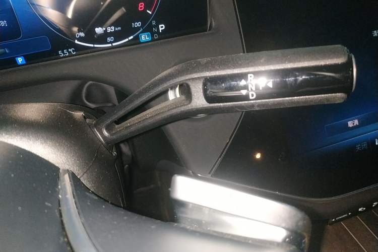 Used Mercedes-Benz E-Class New Energy 2024 E 350 e L Plug-in Hybrid Sedan Gear Lever