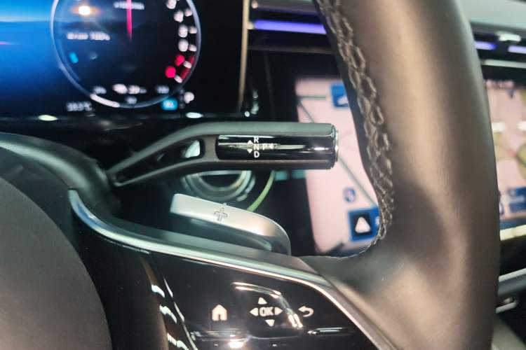 Used Mercedes-Benz E-Class New Energy 2024 E 350 e L Plug-in Hybrid Sedan Gear Lever