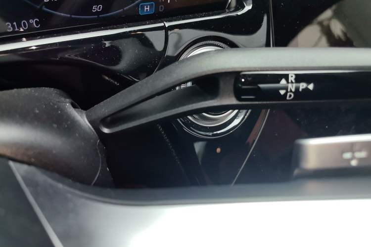 Used Mercedes-Benz E-Class New Energy 2024 E 350 e L Plug-in Hybrid Sedan Gear Lever