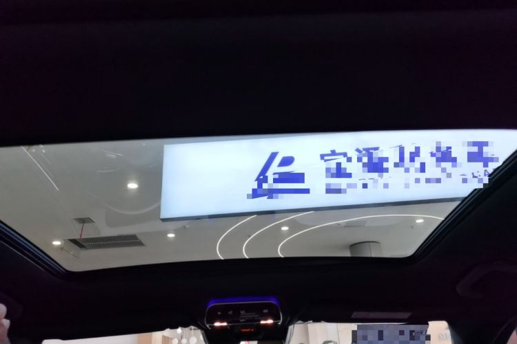 Used Mercedes-Benz E-Class New Energy 2024 E 350 e L Plug-in Hybrid Sedan Headliner