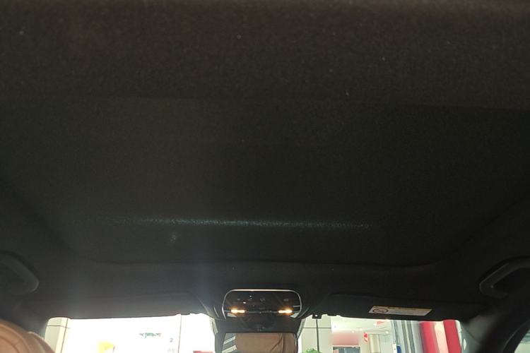 Used Mercedes-Benz E-Class New Energy 2024 E 350 e L Plug-in Hybrid Sedan Headliner