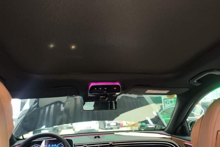 Used Mercedes-Benz E-Class New Energy 2024 E 350 e L Plug-in Hybrid Sedan Headliner