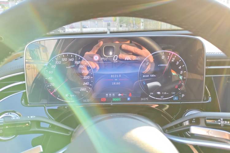 Used Mercedes-Benz E-Class New Energy 2024 E 350 e L Plug-in Hybrid Sedan Instrument Cluster