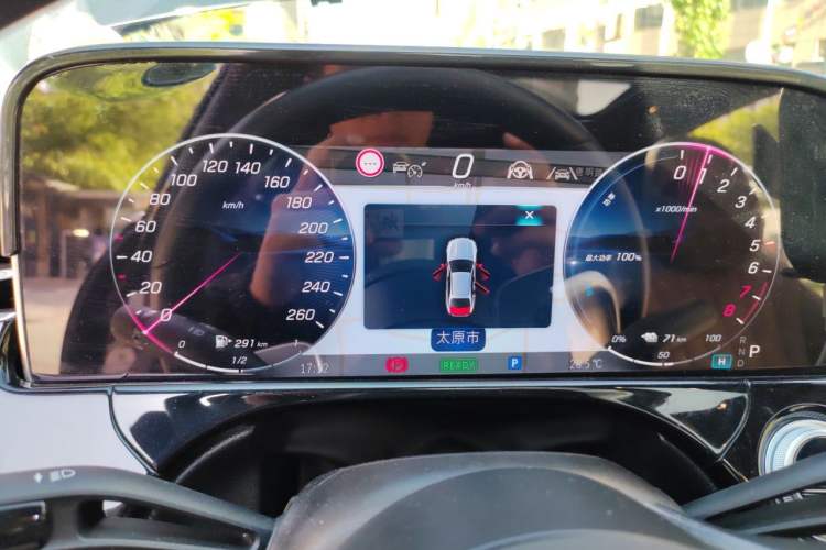 Used Mercedes-Benz E-Class New Energy 2024 E 350 e L Plug-in Hybrid Sedan Instrument Cluster