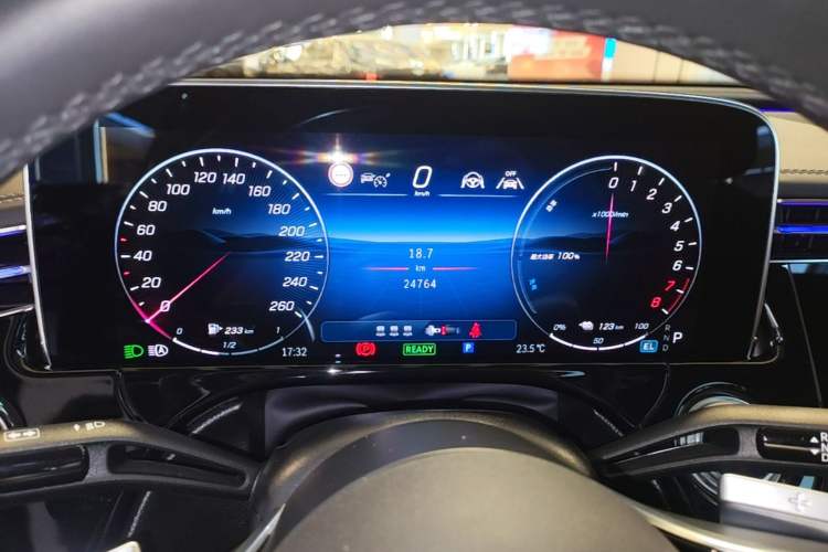 Used Mercedes-Benz E-Class New Energy 2024 E 350 e L Plug-in Hybrid Sedan Instrument Cluster