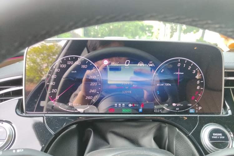 Used Mercedes-Benz E-Class New Energy 2024 E 350 e L Plug-in Hybrid Sedan Instrument Cluster