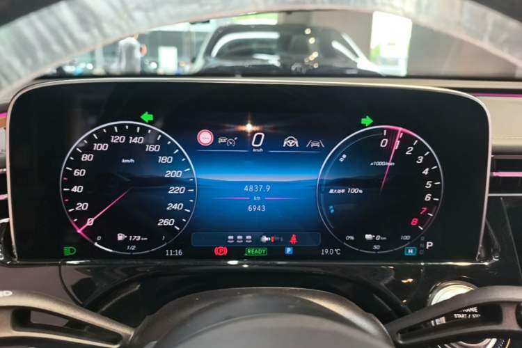 Used Mercedes-Benz E-Class New Energy 2024 E 350 e L Plug-in Hybrid Sedan Instrument Cluster