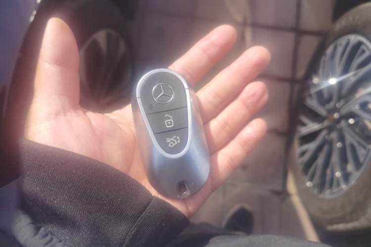 Used Mercedes-Benz E-Class New Energy 2024 E 350 e L Plug-in Hybrid Sedan Interior 1