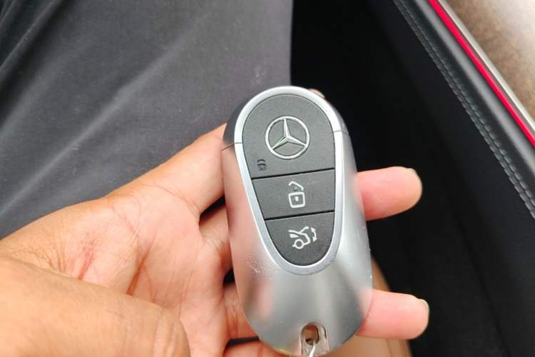 Used Mercedes-Benz E-Class New Energy 2024 E 350 e L Plug-in Hybrid Sedan Interior 1
