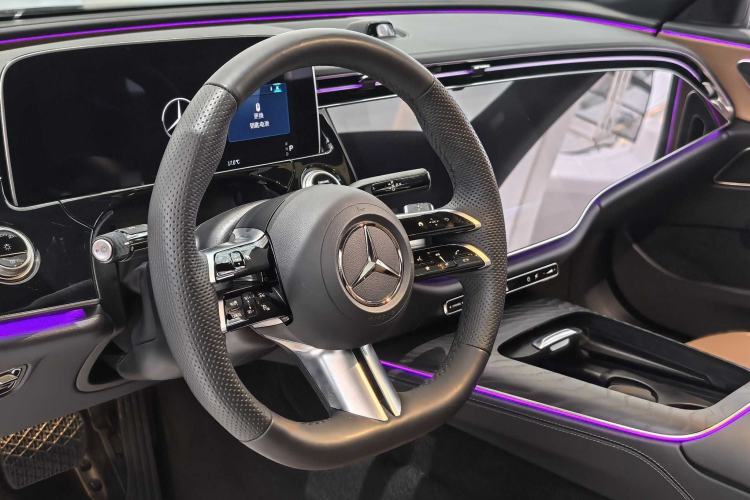 Used Mercedes-Benz E-Class New Energy 2024 E 350 e L Plug-in Hybrid Sports Sedan Interior 2