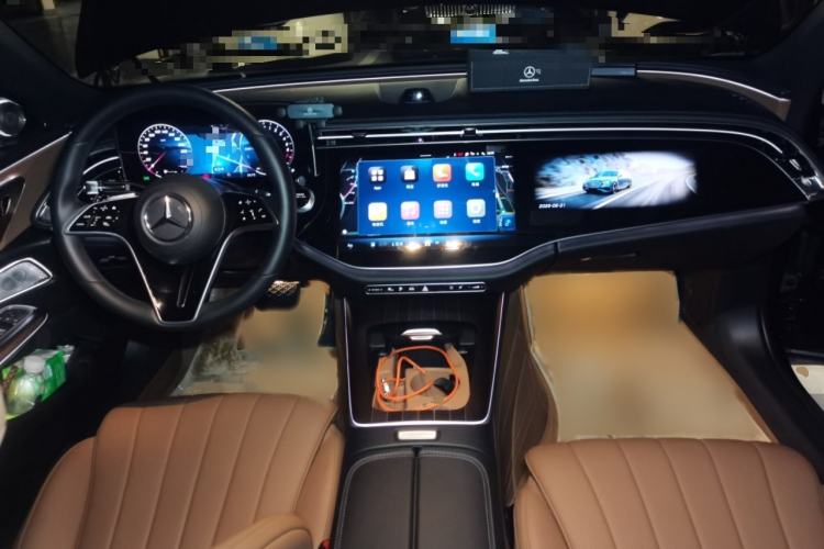 Used Mercedes-Benz E-Class New Energy 2024 E 350 e L Plug-in Hybrid Sedan Interior 2