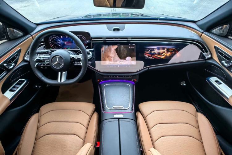 Used Mercedes-Benz E-Class New Energy 2024 E 350 e L Plug-in Hybrid Sports Sedan Interior 3