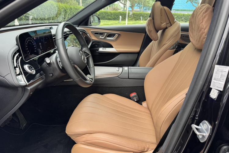 Used Mercedes-Benz E-Class New Energy 2024 E 350 e L Plug-in Hybrid Sedan Interior 5