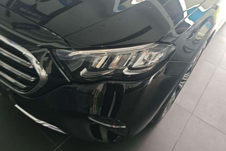 Used Mercedes-Benz E-Class New Energy 2024 E 350 e L Plug-in Hybrid Sedan Left Front Headlight