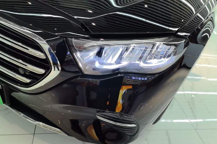 Used Mercedes-Benz E-Class New Energy 2024 E 350 e L Plug-in Hybrid Sedan Left Front Headlight