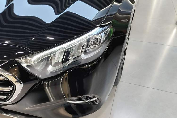 Used Mercedes-Benz E-Class New Energy 2024 E 350 e L Plug-in Hybrid Sedan Left Front Headlight