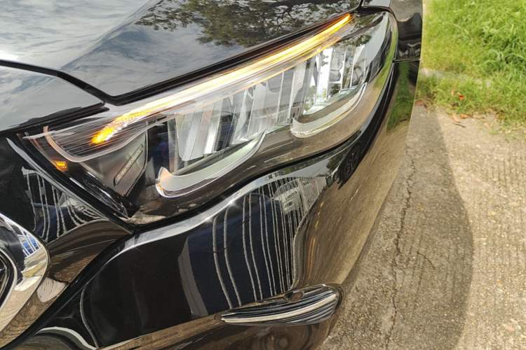 Used Mercedes-Benz E-Class New Energy 2024 E 350 e L Plug-in Hybrid Sedan Left Front Headlight