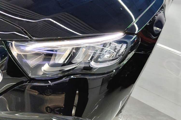 Used Mercedes-Benz E-Class New Energy 2024 E 350 e L Plug-in Hybrid Sedan Left Front Headlight