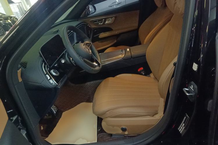 Used Mercedes-Benz E-Class New Energy 2024 E 350 e L Plug-in Hybrid Sedan Left Front Seat
