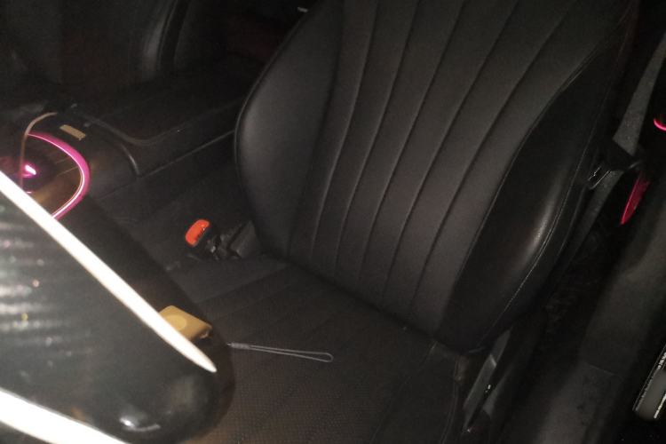 Used Mercedes-Benz E-Class New Energy 2024 E 350 e L Plug-in Hybrid Sedan Left Front Seat