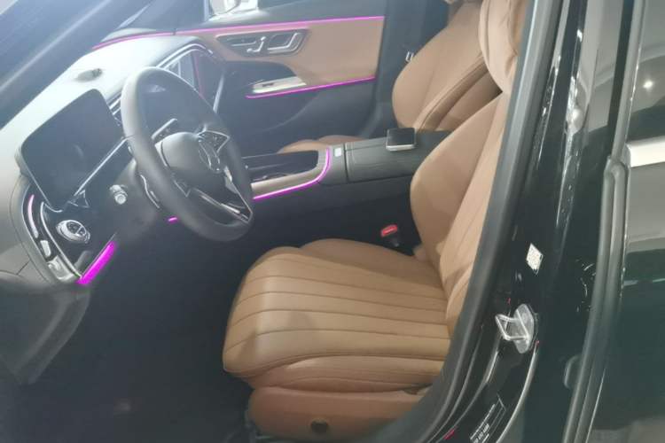 Used Mercedes-Benz E-Class New Energy 2024 E 350 e L Plug-in Hybrid Sedan Left Front Seat