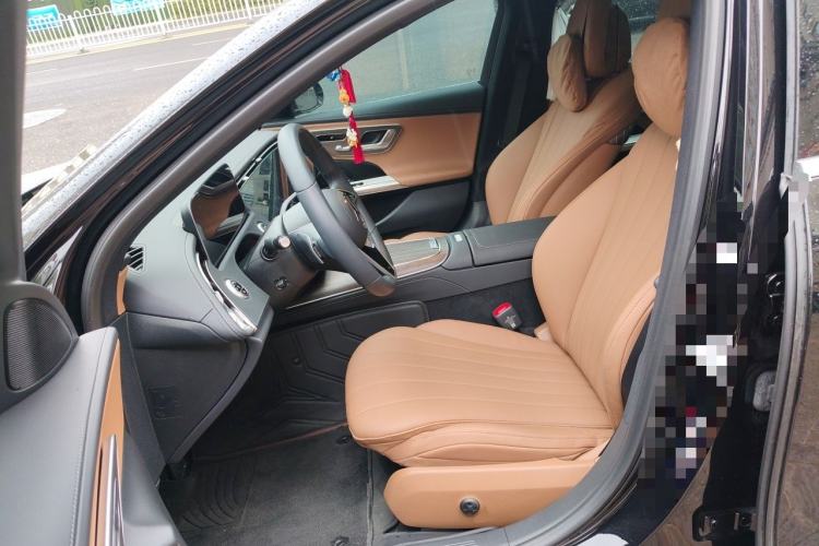 Used Mercedes-Benz E-Class New Energy 2024 E 350 e L Plug-in Hybrid Sedan Left Front Seat